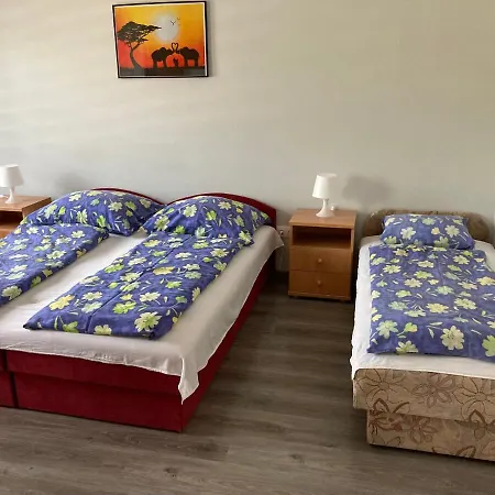 Anonymous Apartman Apartman